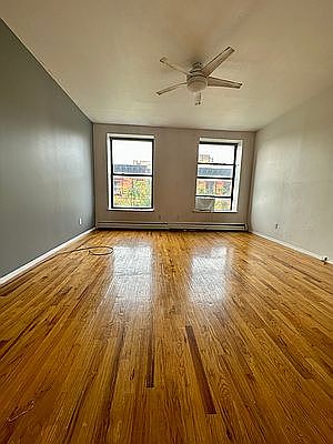2nd image of 58 W 126th St #2