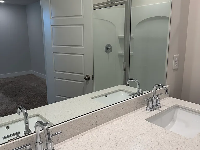419 Windsinger Ln — Photo 6