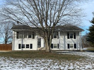 82 Cherry Ln, Abbottstown, PA 17301