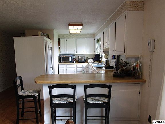 4th image of 103 Valley View Dr