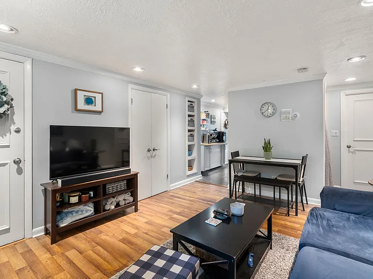 1730 Commonwealth Ave #2 — Photo 2