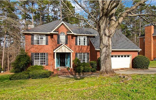 1st image of 553 Waterford Dr