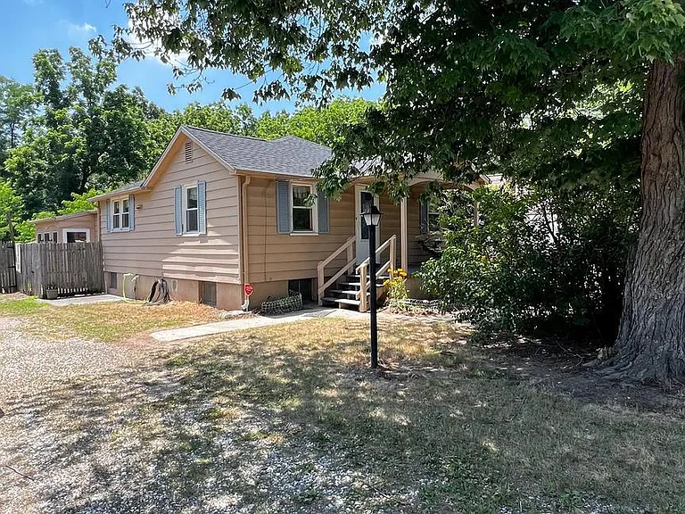 105 Harding Hwy — Photo 4