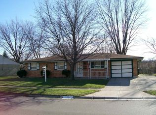 7332 Belle Plain Dr, Huber Heights, OH 45424