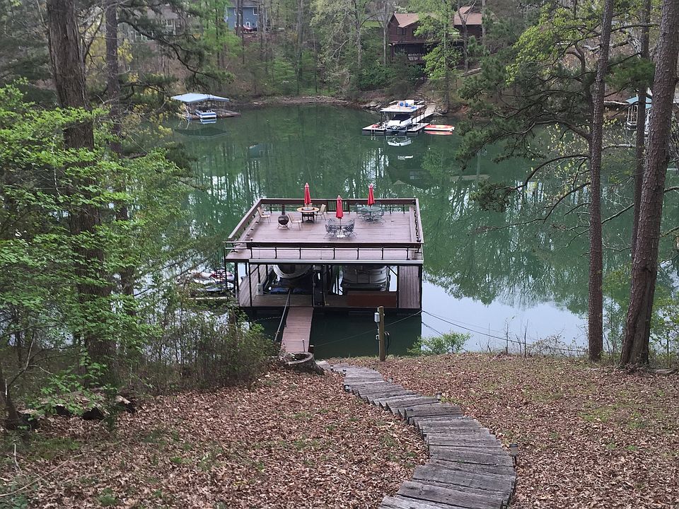 2nd image of 2335 Pilgrim Mill Cir