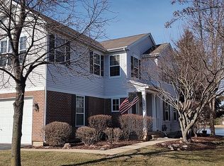 2522 Lorraine Cir, Geneva, IL 60134