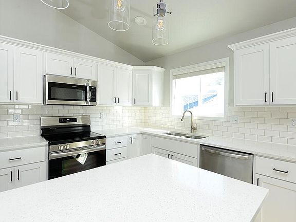 5th image of 6434 82nd Ave S