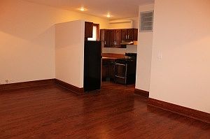 2nd image of 871 N La Salle Dr #Ch