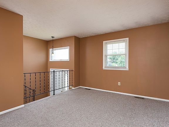 4th image of 3689 Sundart Dr