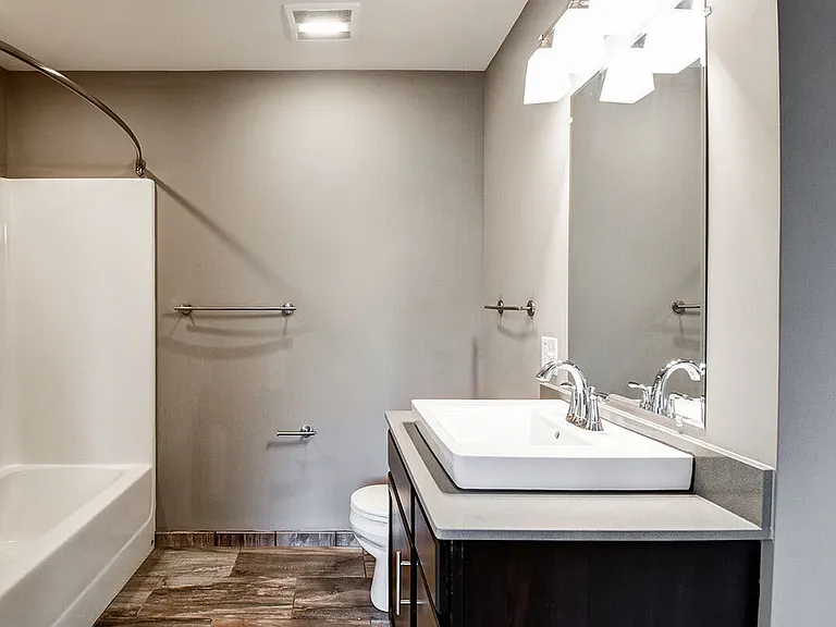 Boury Lofts — Photo 22