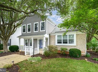 67 McPherson Cir, Sterling, VA 20165