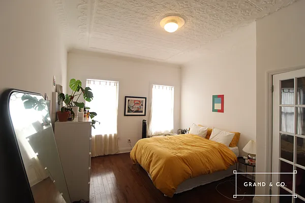 Rented by Grand & Co. | media 17