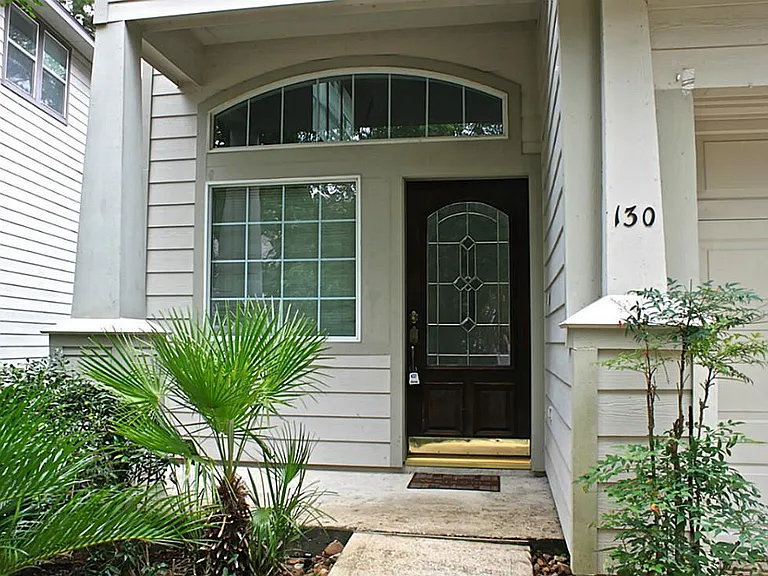 130 Ledgestone Pl — Photo 10