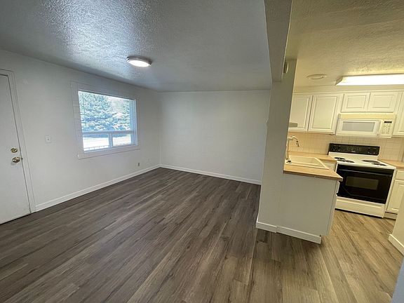 4th image of 6810 E 2nd Ave APT 11