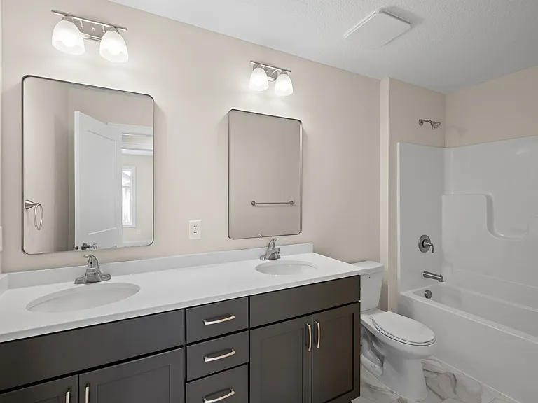 820 26th Ave NE #1 — Photo 11
