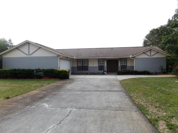 857 Maplewood Ln, Orange Park, FL 32065