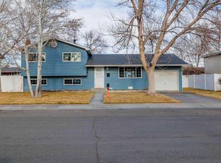435 E 8th St, Powell, WY 82435