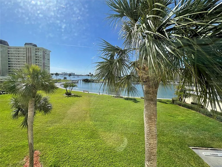 4575 Cove Cir #309 — Photo 68