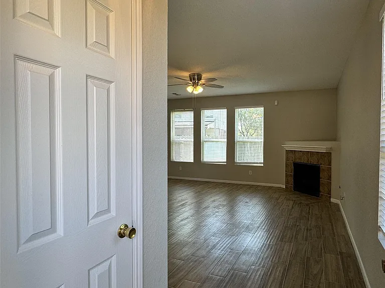 19543 Clevera Walk Ln — Photo 6