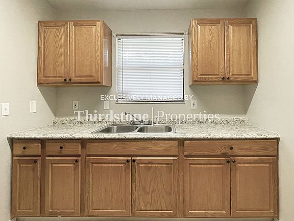 2nd image of 5143 Indian Lakes Ct APT 4