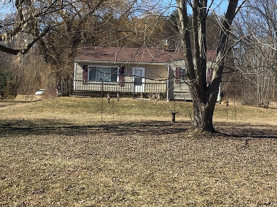 1st image of 1072 Sunnydale St