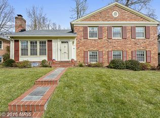 6317 Haviland Dr, Bethesda, MD 20817