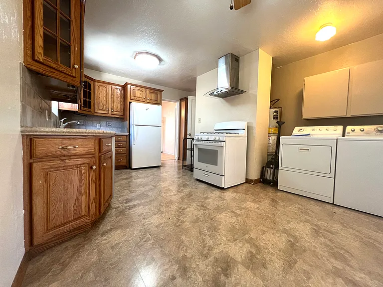 36865 Niles Blvd — Photo 11