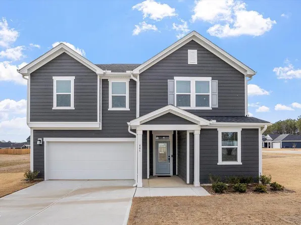 645 Thomas Gage Dr, Fuquay Varina, NC 27526