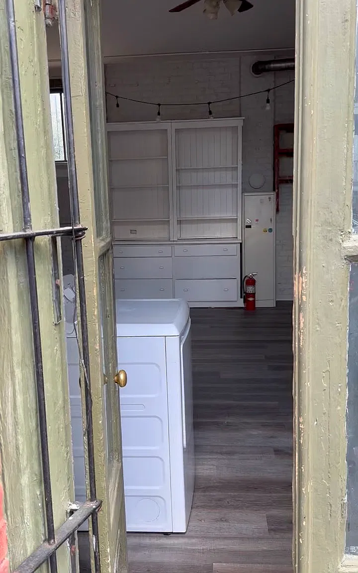 Studio, 800 sqft, $1,450 — Photo 1