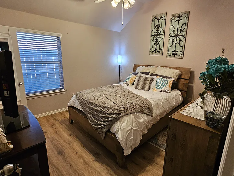505 Sycamore Ln — Photo 16