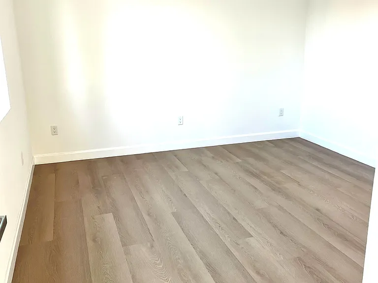 13802 Ward St — Photo 12