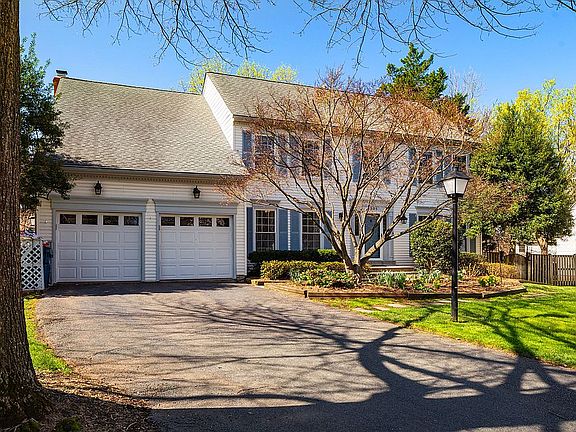 4th image of 4306 Woodward Ct