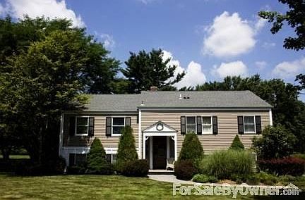 Front View
						:
						Exterior of home was professionally painted in 2011