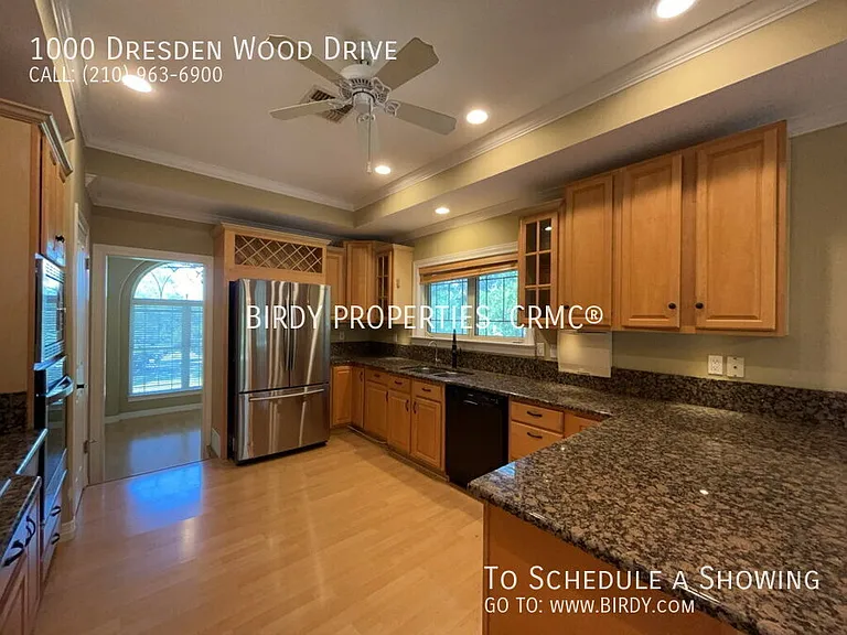 1000 Dresden Wood Dr — Photo 16
