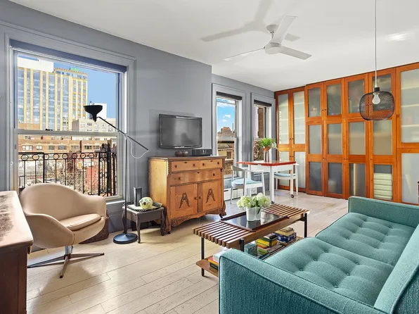 210 E 17th St APT 6A, New York, NY 10003