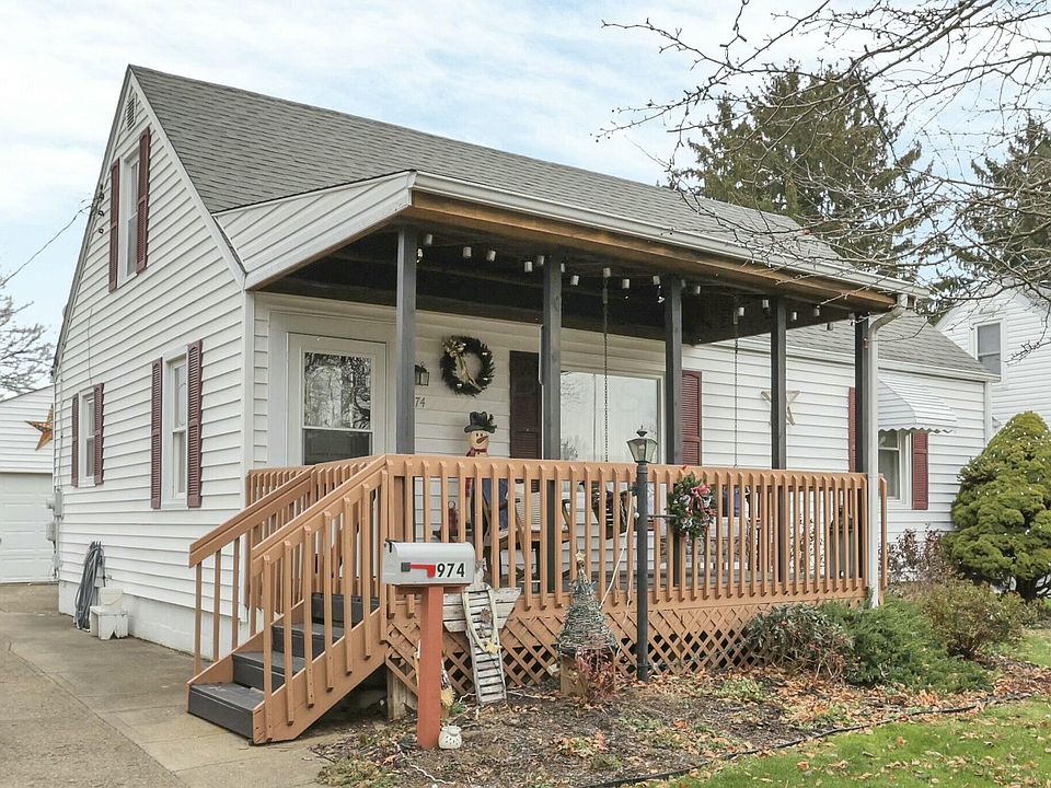1st image of 974 Davis Ave