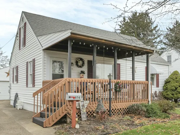 974 Davis Ave, Newark, OH 43055