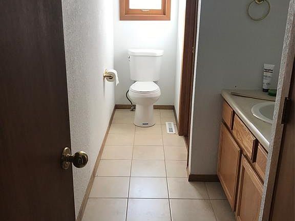 3rd image of 103 6th St