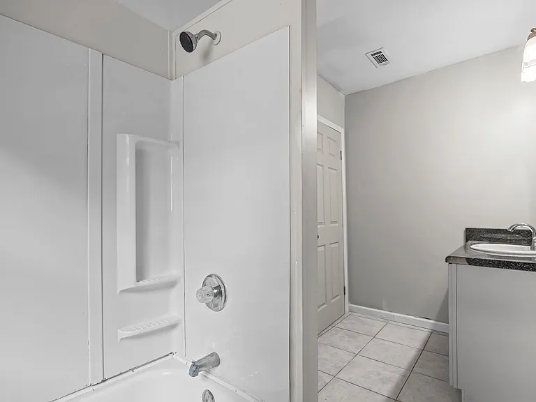 1005 Westmoor Dr NW #A — Photo 24