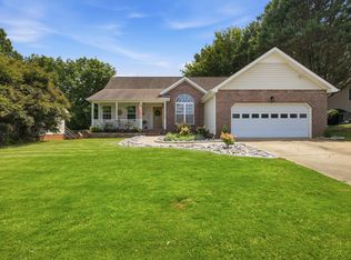 5773 Sarah Dr, Ooltewah, TN 37363