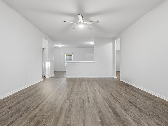 5th image of 2050 Mary Alice Dr