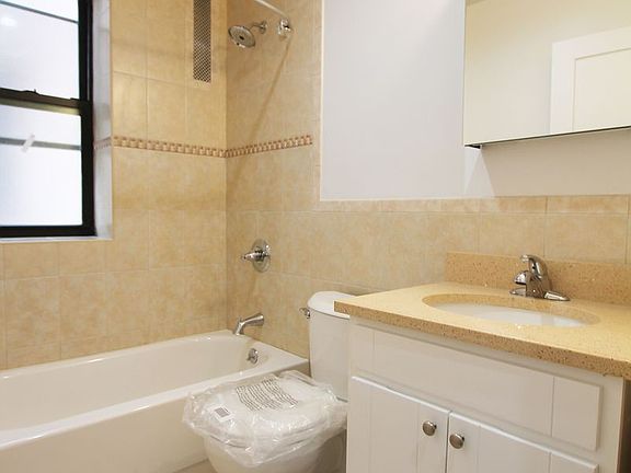 5th image of 66 Vermilyea Ave APT 47