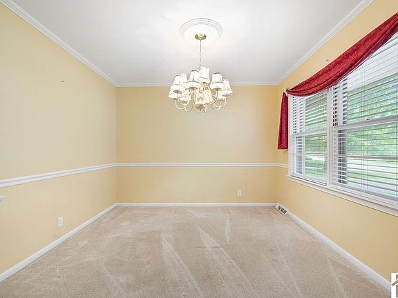 5th image of 1906 Gatesborough Cir