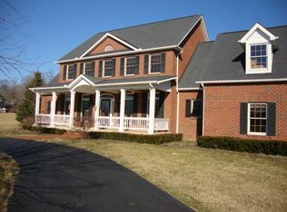 335 Larkspur Dr, Galloway, OH