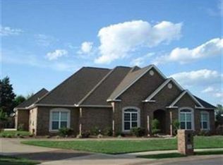 103 Prayson Ct, Kathleen, GA 31047