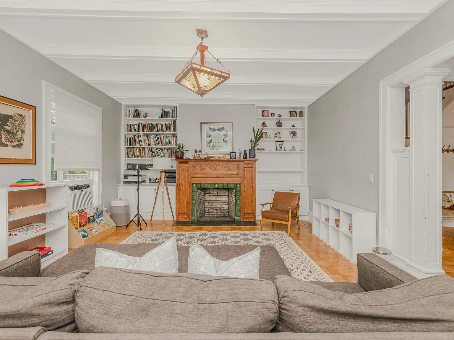 4 bed, 3.5 bath, 3000 sqft, $5,650 — Photo 2