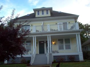 526 NE Fargo St APT C, Portland, OR 97212