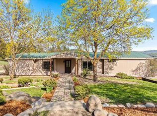 12527 E Midway Rd, Mead, WA 99021