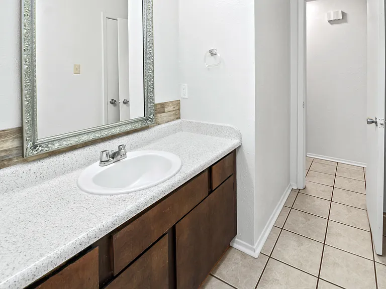 The Gallery Apartment Homes — Photo 24