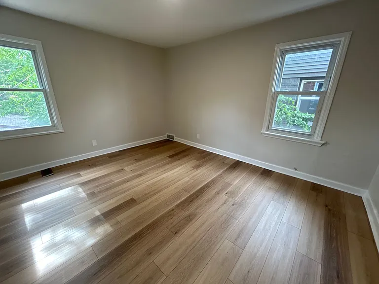 16575 Mendota St — Photo 29